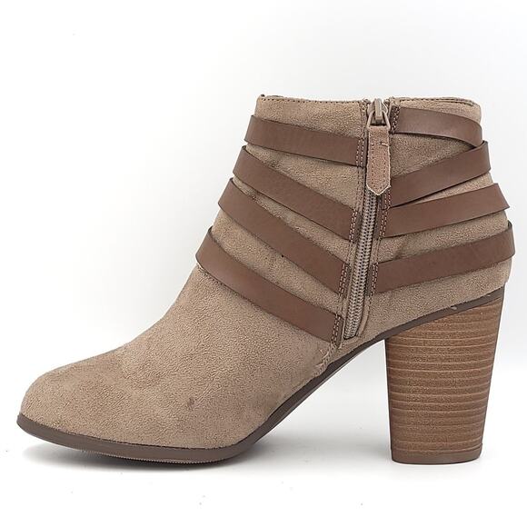 Material Girl Women Block Heel Ankle Booties Mini Size US 11M Taupe Faux Suede - Picture 3 of 6